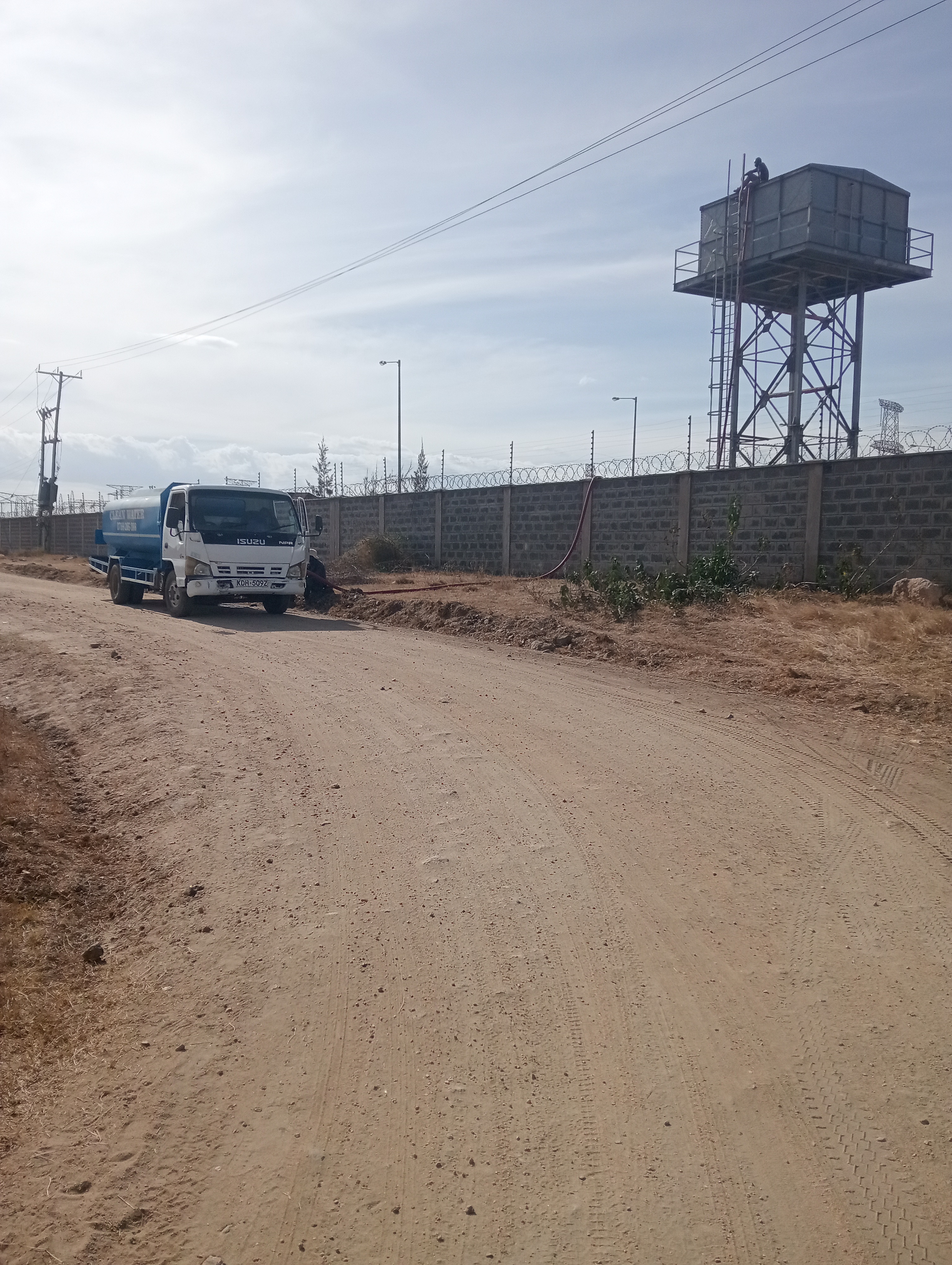 Omidrop Africa water bowser delivery truck Nairobi Kenya — order water bowser online